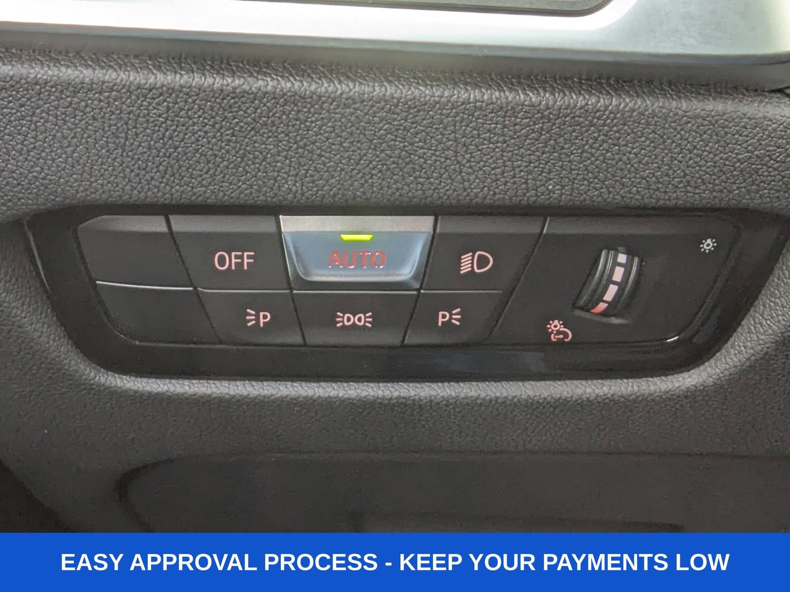 Used 2021 BMW 330e w/ Convenience Package image 41