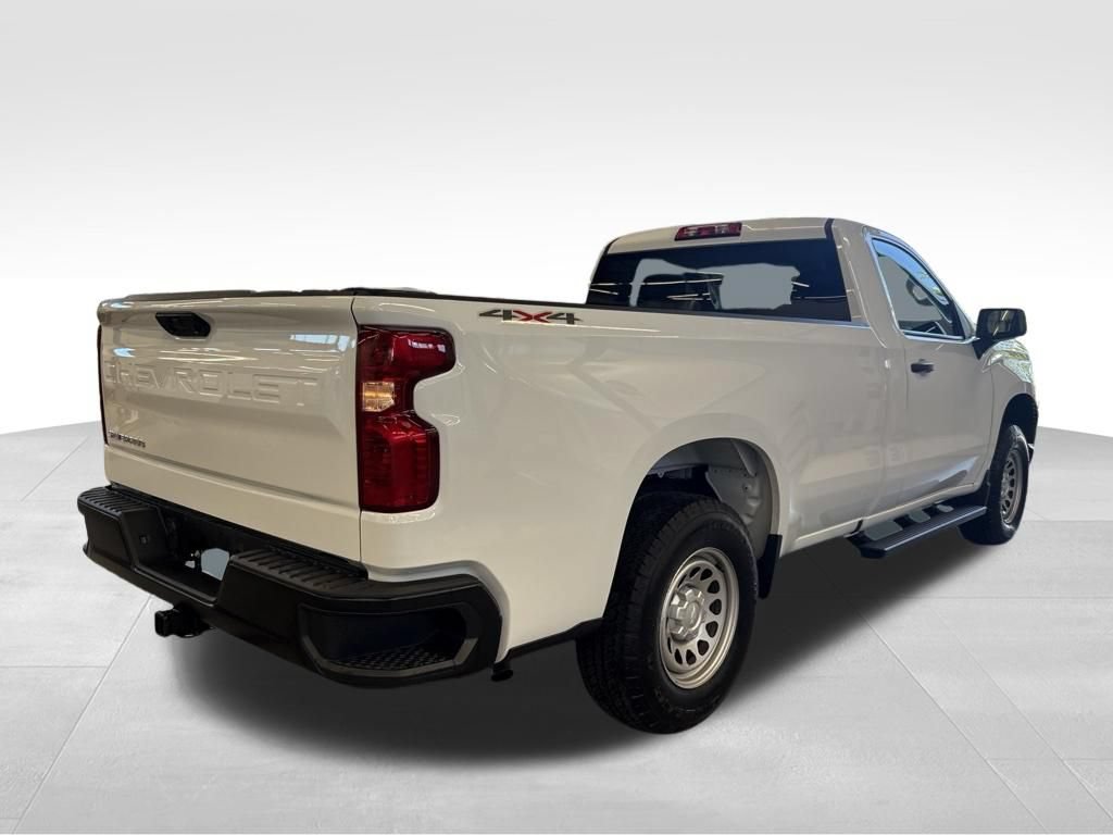 Used 2025 Chevrolet Silverado 1500 W/T w/ WT Value Package AWD/4WD image 24