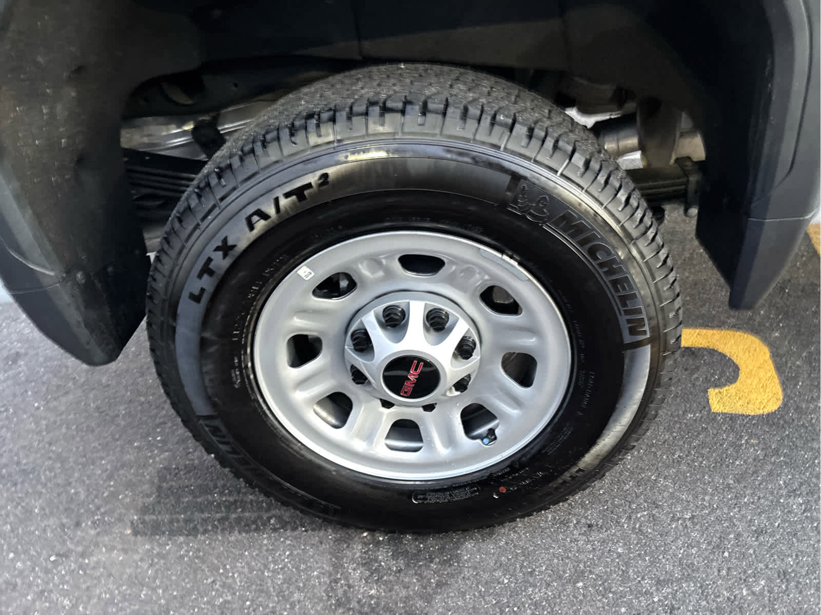 Certified 2025 GMC Sierra 2500 Pro w/ Convenience Package image 32