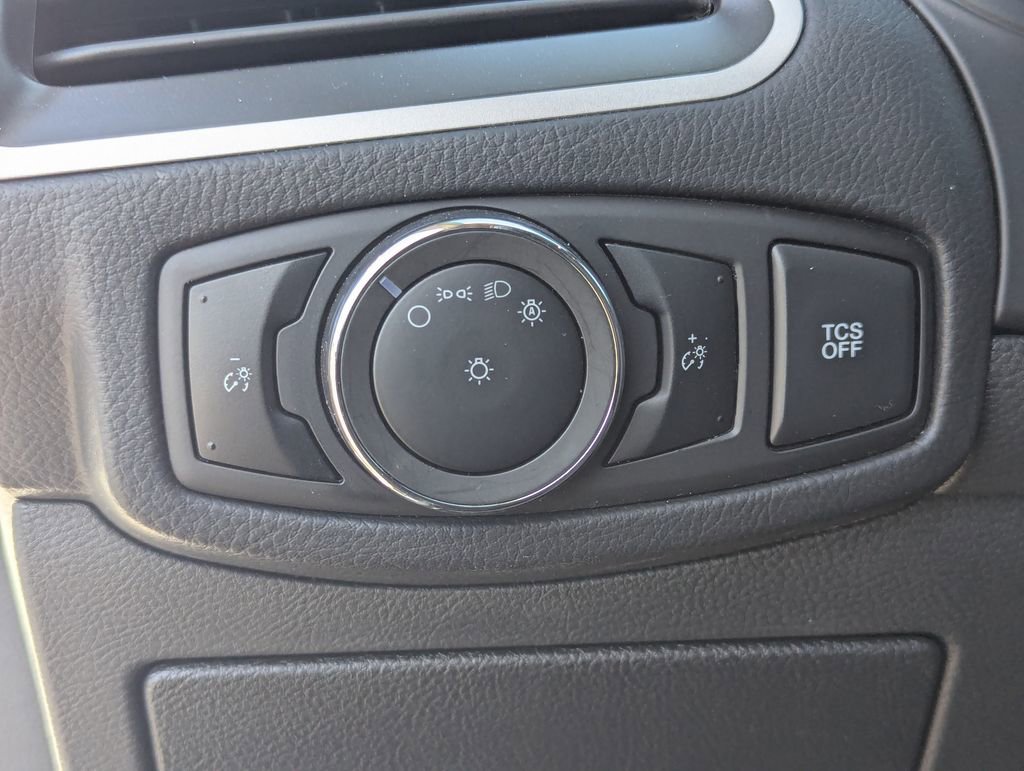 Used 2024 Ford Edge SEL AWD/4WD image 23