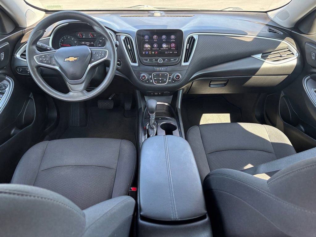 Used 2023 Chevrolet Malibu LT image 28
