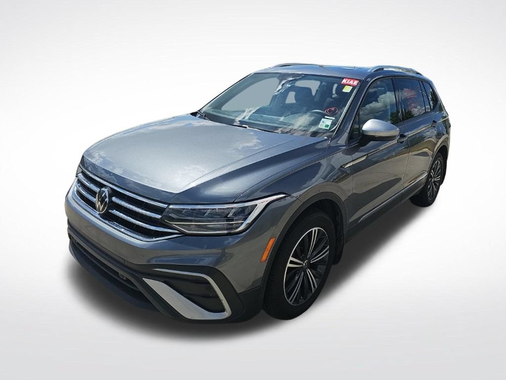 Used 2024 Volkswagen Tiguan Wolfsburg Edition w/ Panoramic Sunroof Package FWD image 3