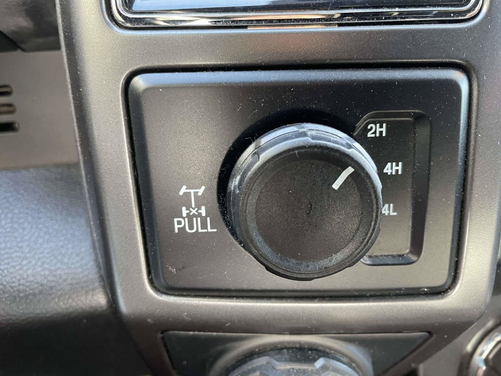 Used 2020 Ford F150 XLT w/ Equipment Group 302A Luxury AWD/4WD image 31