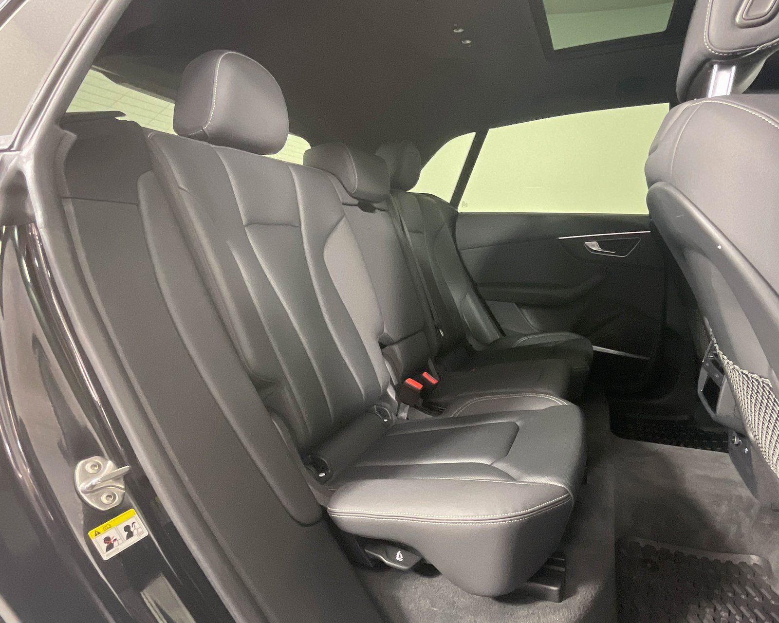 Used 2019 Audi Q8 Prestige image 18