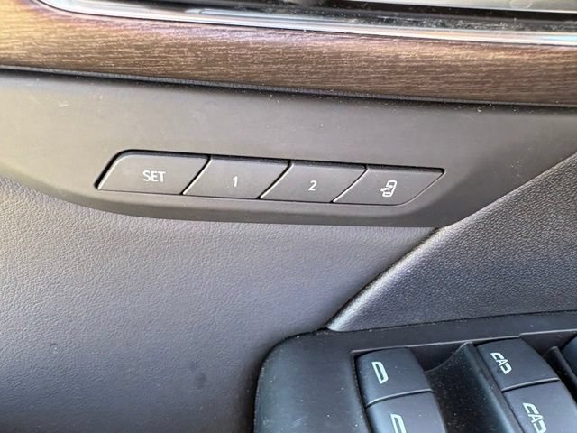 Used 2023 Buick Envision Avenir AWD/4WD image 14