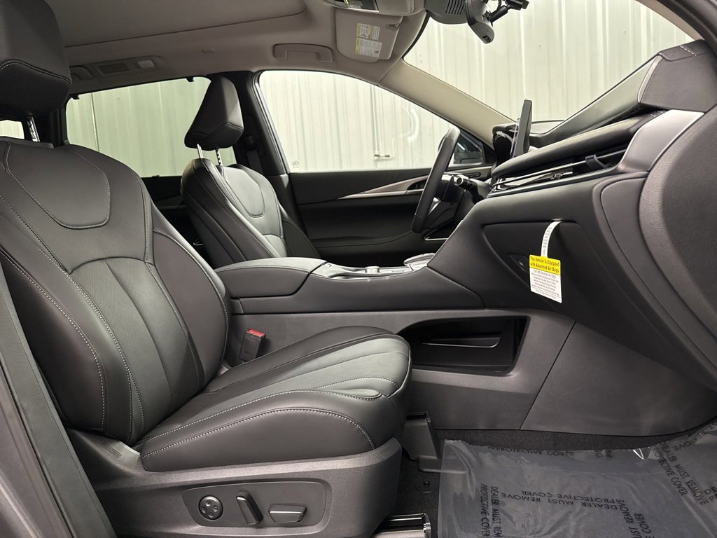 New 2026 INFINITI QX60 Luxe w/ Family Package image 37