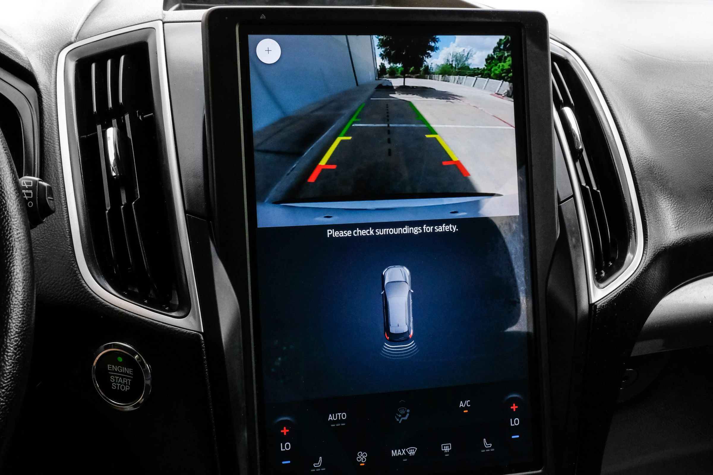 Used 2024 Ford Edge SEL image 32