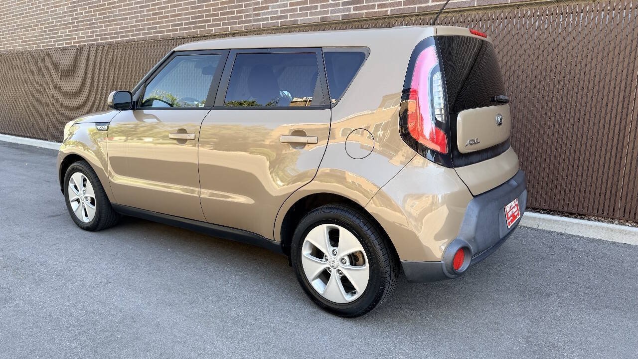 Used 2015 Kia Soul FWD image 5