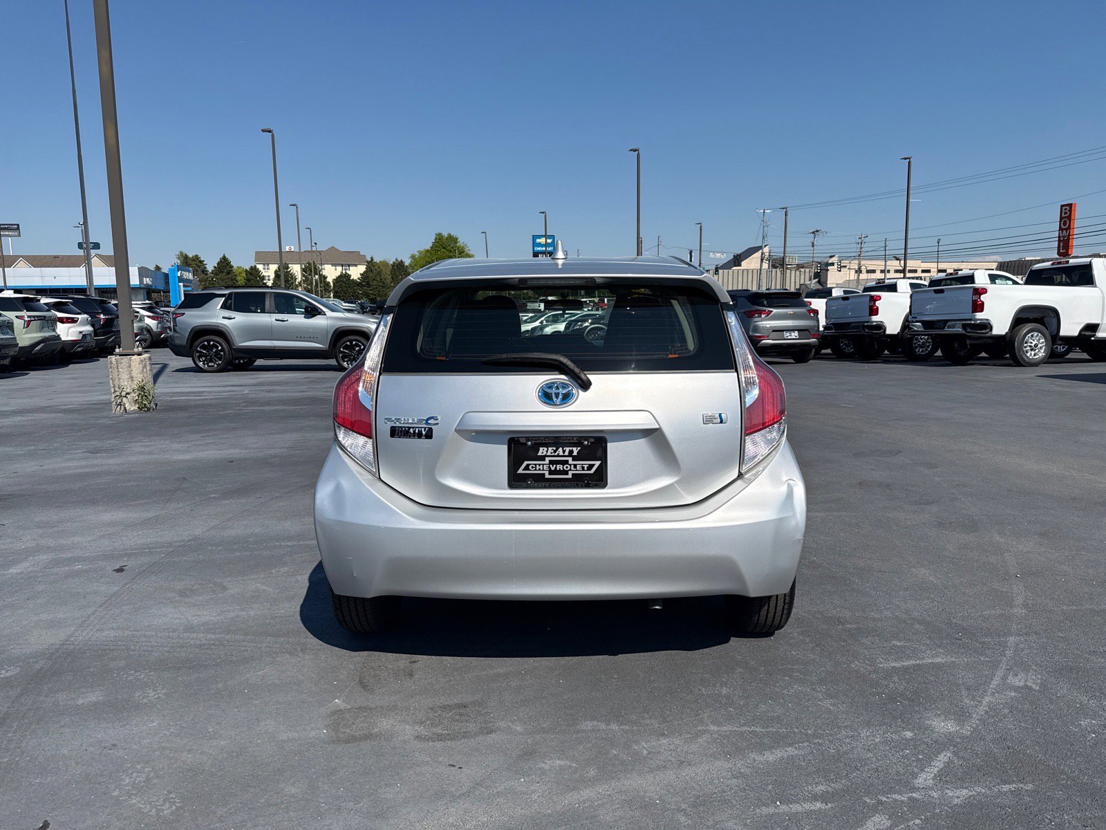 Used 2015 Toyota Prius C Two image 4
