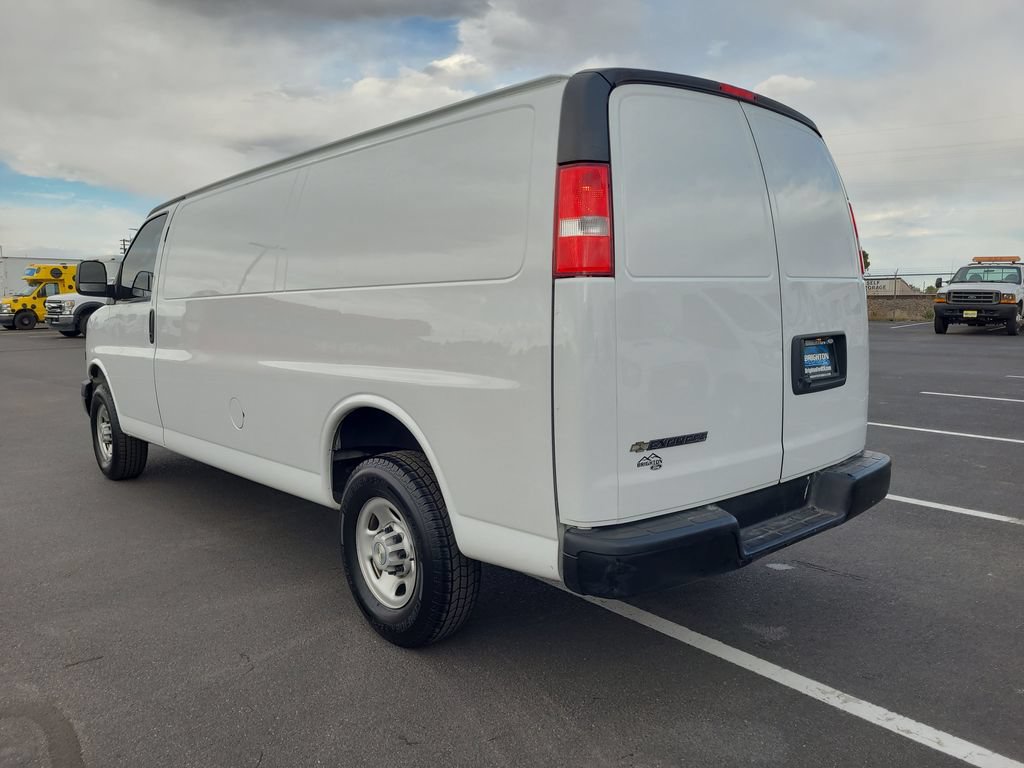 Used 2023 Chevrolet Express 2500 Extended w/ Driver Convenience Package RWD image 5