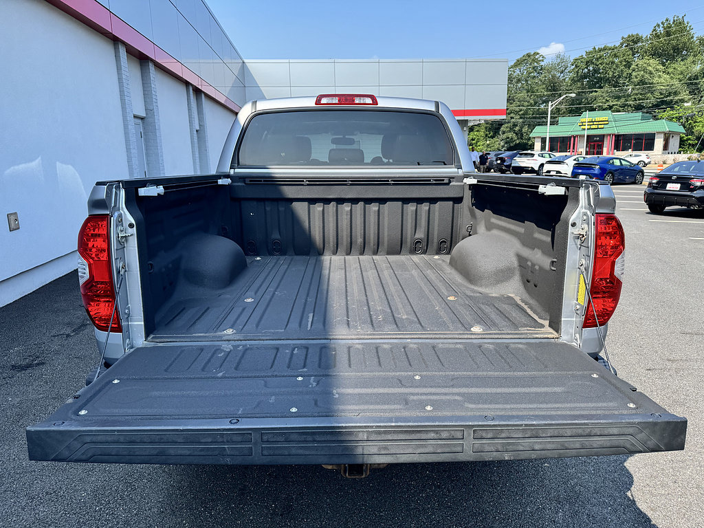 Certified 2017 Toyota Tundra Limited w/ Limited Premium Package AWD/4WD image 10