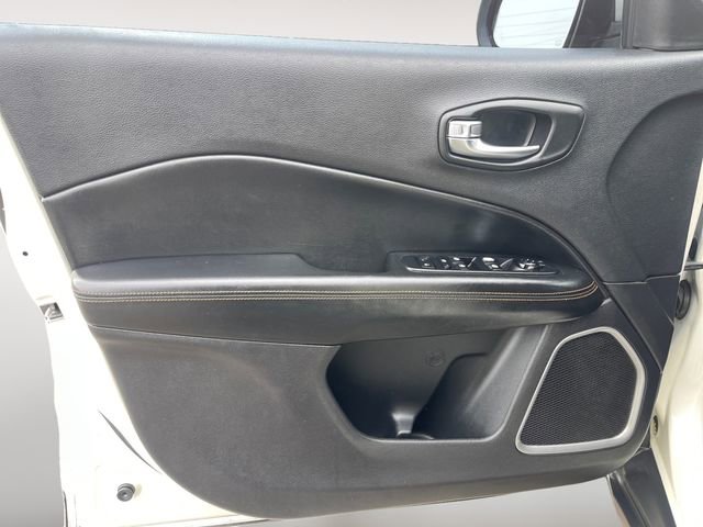 Used 2020 Jeep Compass Limited image 26