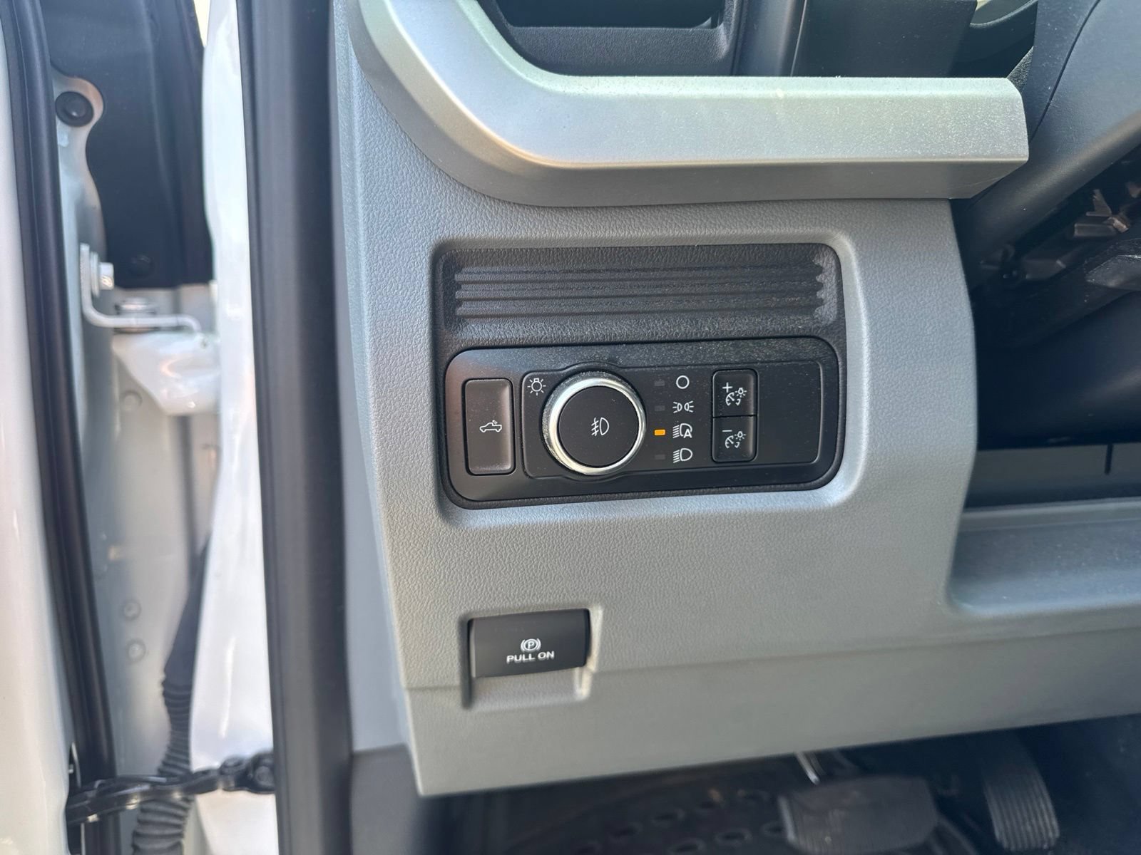 Used 2023 Ford F250 XL w/ STX Appearance Package AWD/4WD image 22