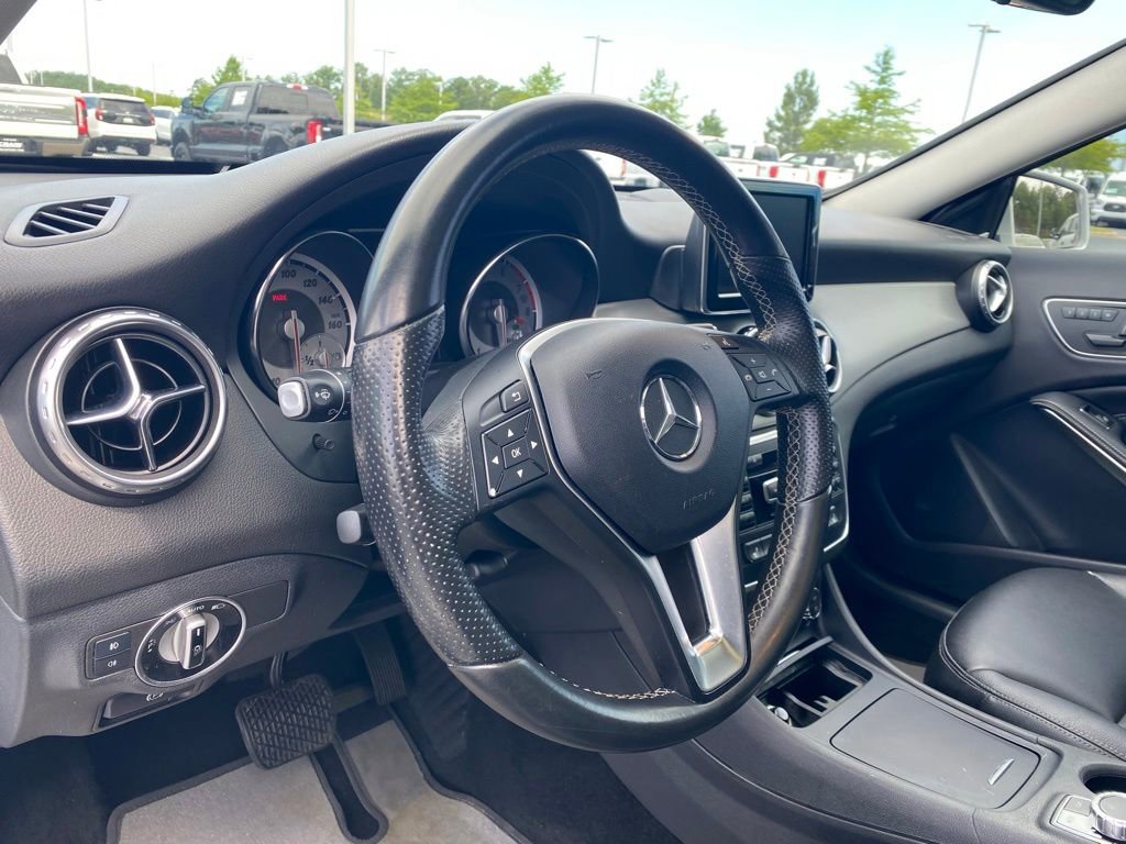 Used 2015 Mercedes-Benz GLA 250 image 8