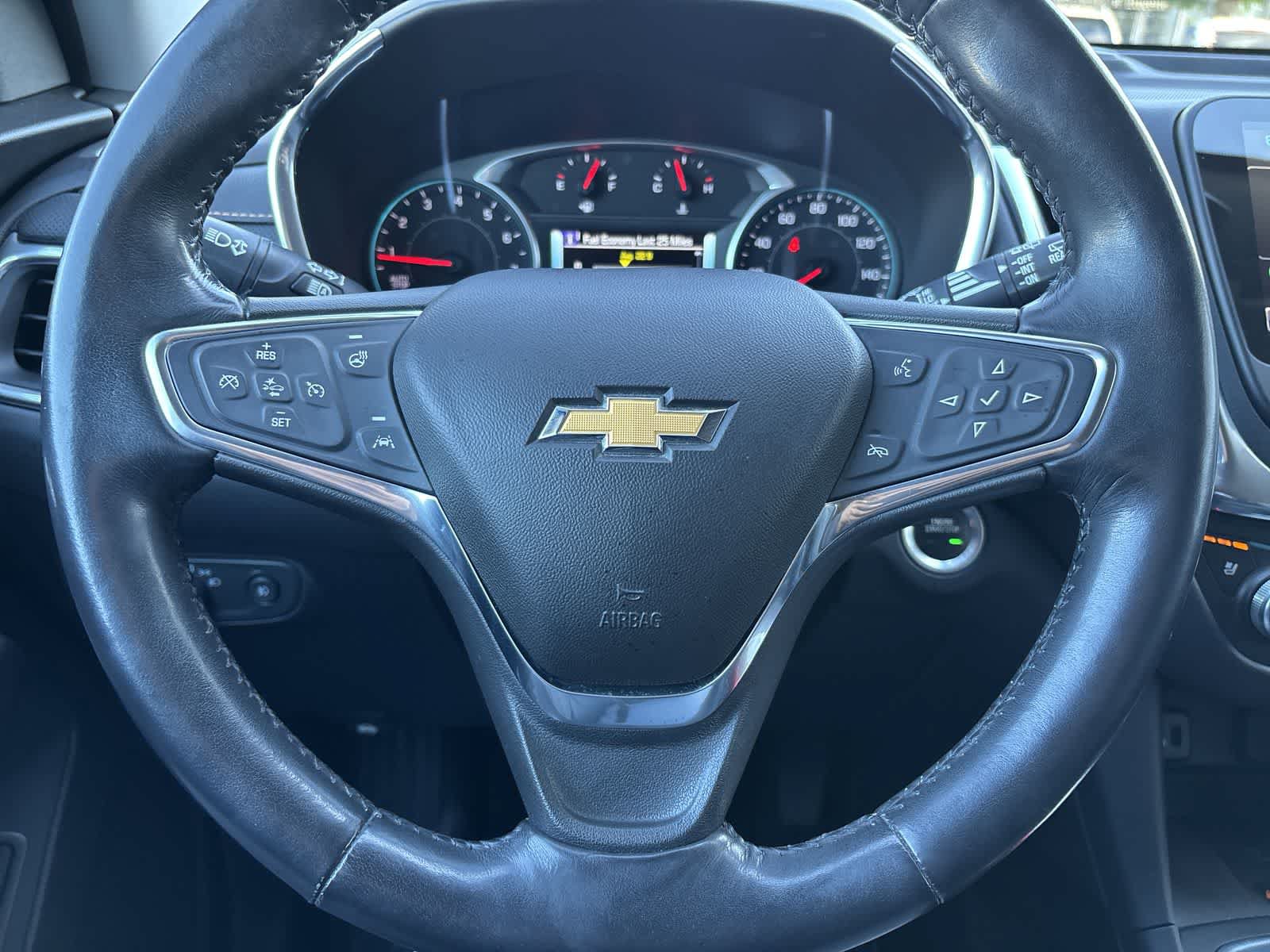 Used 2018 Chevrolet Equinox Premier FWD image 11