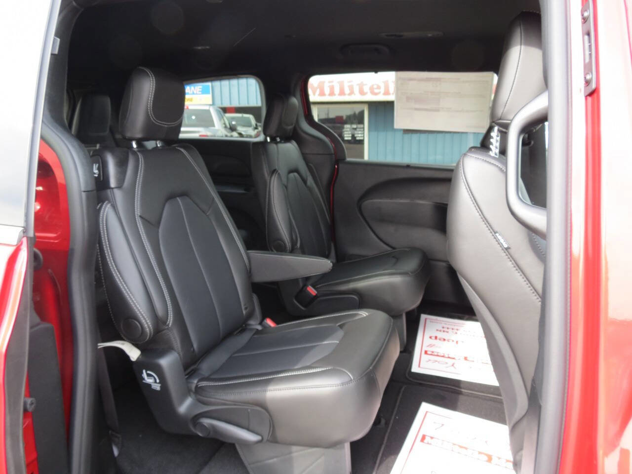 New 2026 Chrysler Pacifica Select image 18
