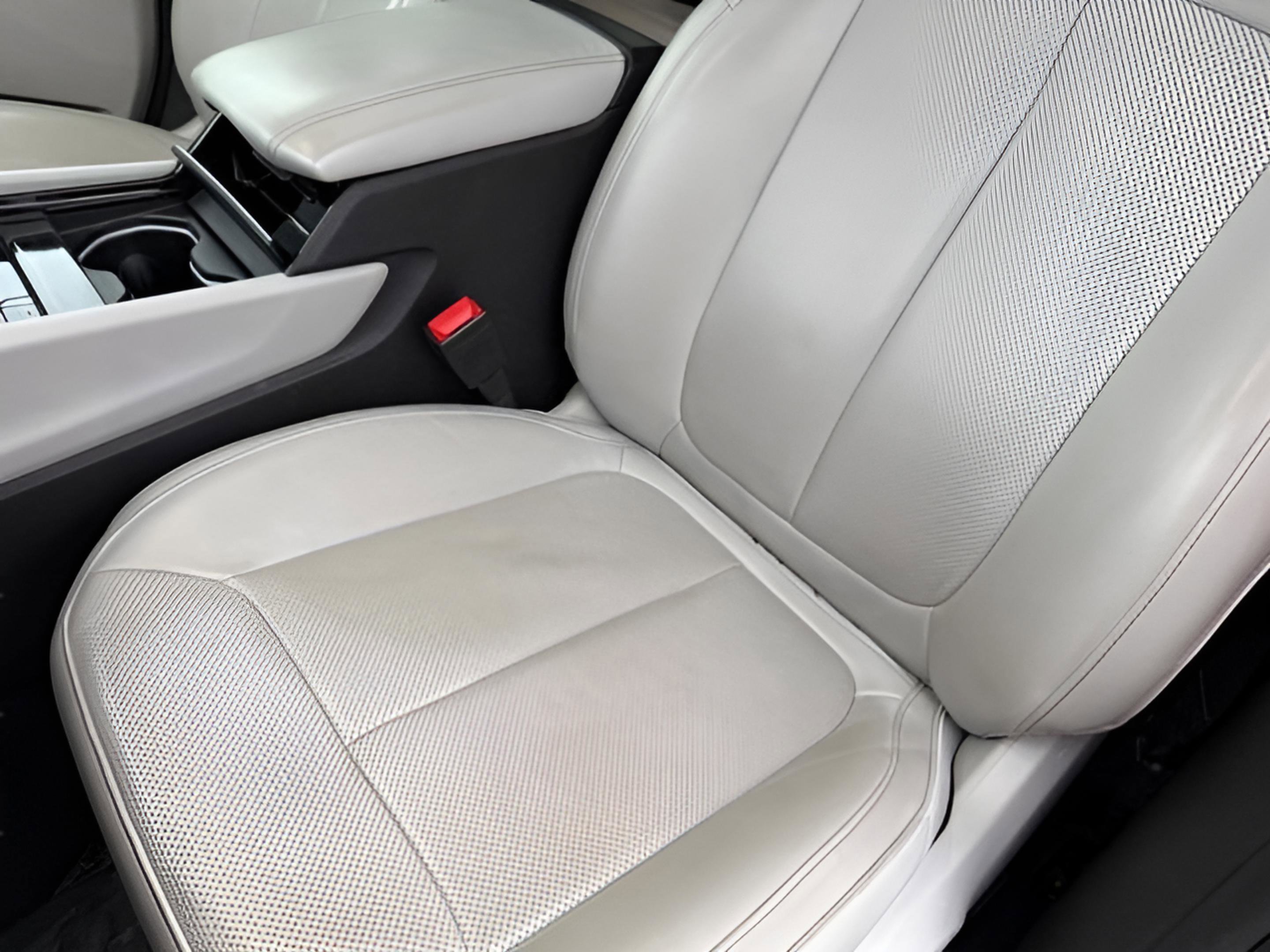 Used 2022 Jeep Grand Cherokee L Overland image 25