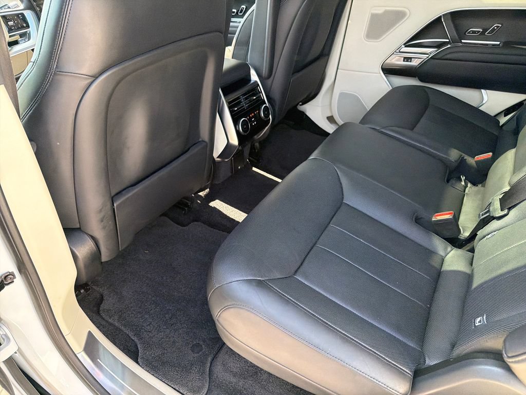 Used 2022 Land Rover Range Rover Long Wheelbase SE AWD/4WD image 35