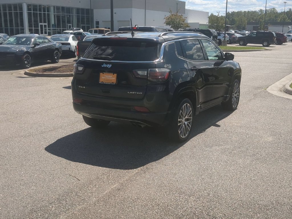 Certified 2022 Jeep Compass Limited w/ Elite Group AWD/4WD image 5