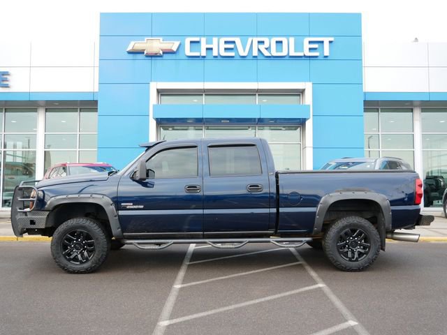 Used 2005 Chevrolet Silverado 2500 LT w/ Heavy-Duty Power Package image 4