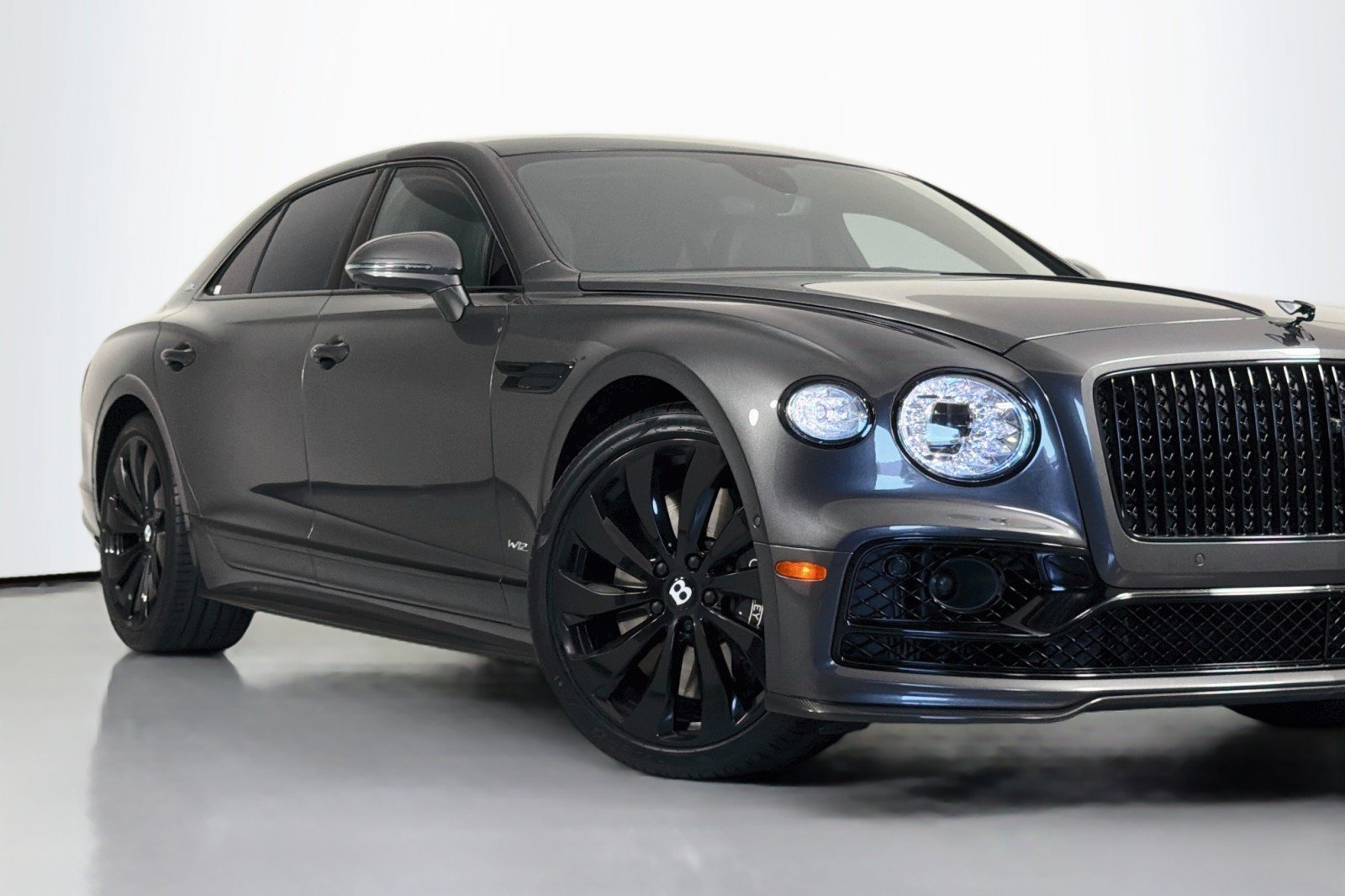 Used 2021 Bentley Flying Spur W12 AWD/4WD image 16