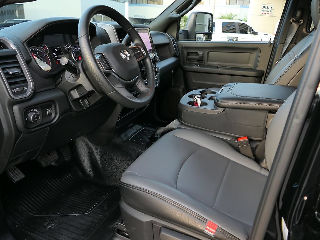 New 2026 RAM 5500 Tradesman AWD/4WD image 15
