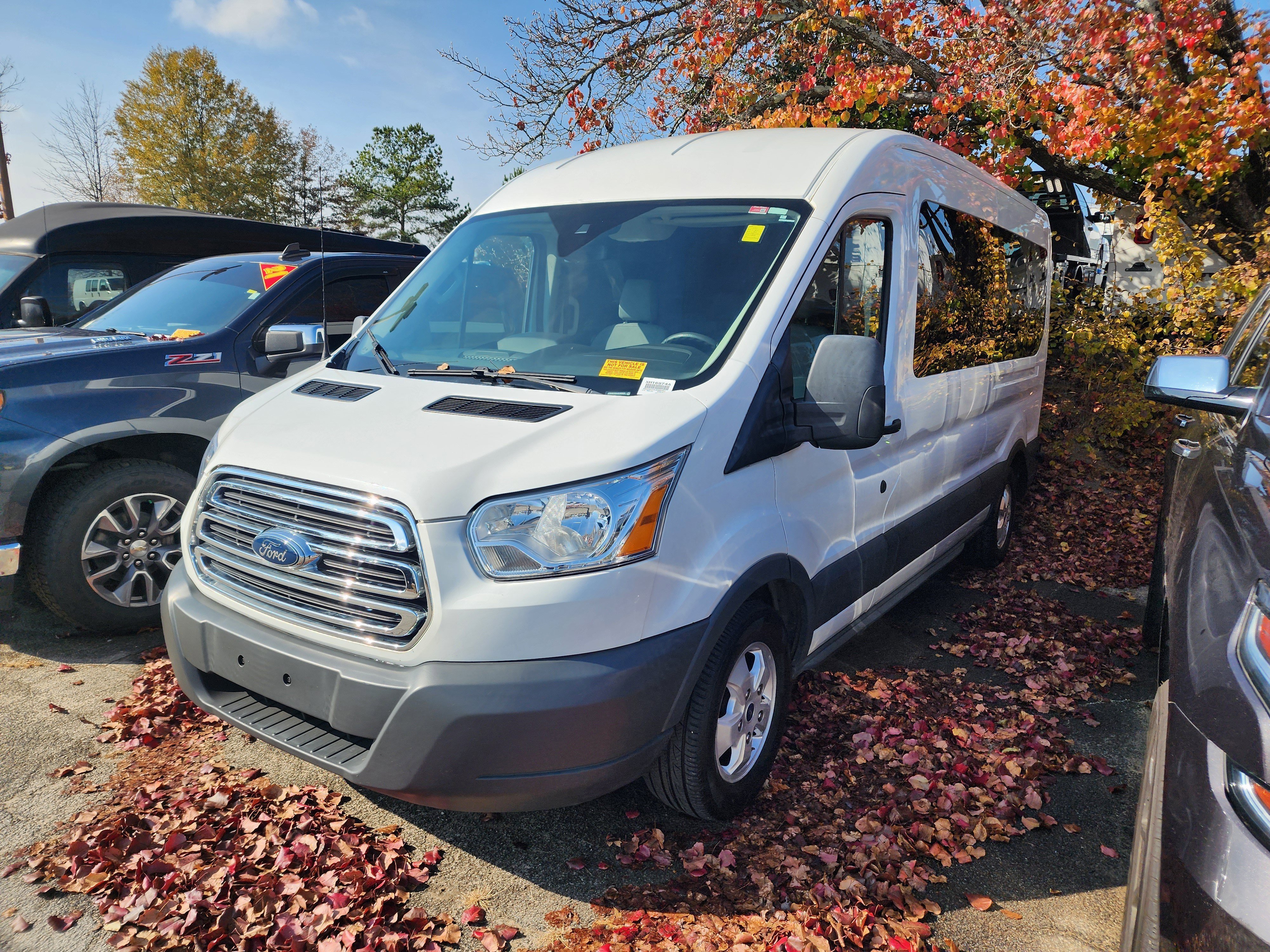 Used 2018 Ford Transit 350 XLT image 5