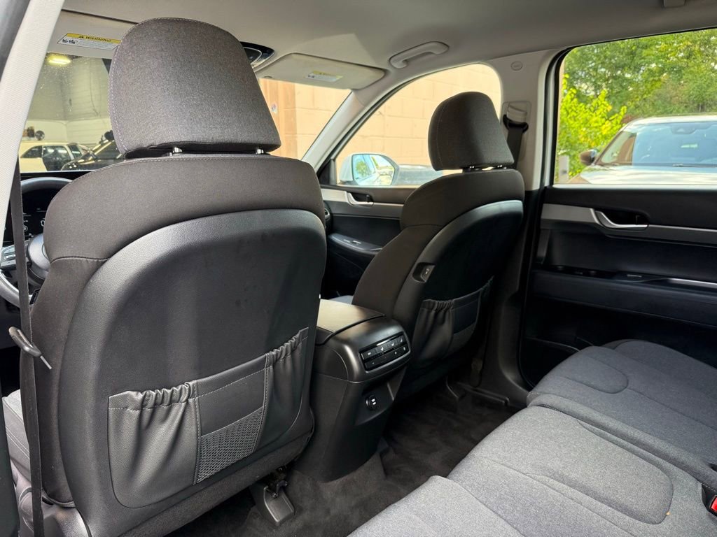 Used 2023 Hyundai Palisade SE w/ Cargo Package AWD/4WD image 18