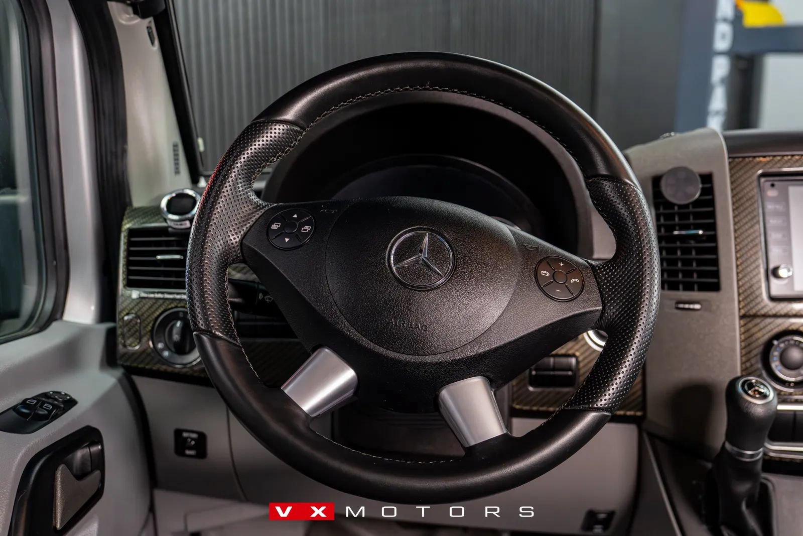 Used 2017 Mercedes-Benz Sprinter 3500 image 27