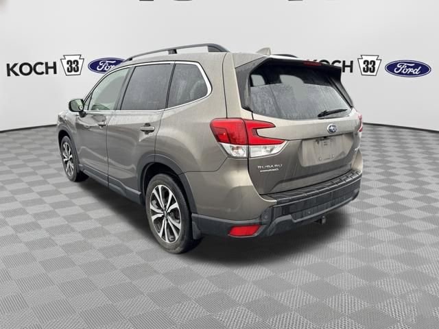 Used 2020 Subaru Forester Limited w/ Popular Package #3 image 6