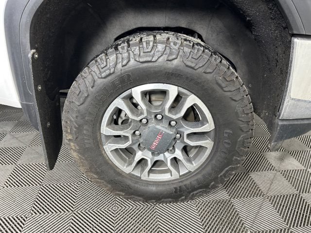 Used 2023 GMC Sierra 3500 SLE w/ SLE Convenience Package AWD/4WD image 13