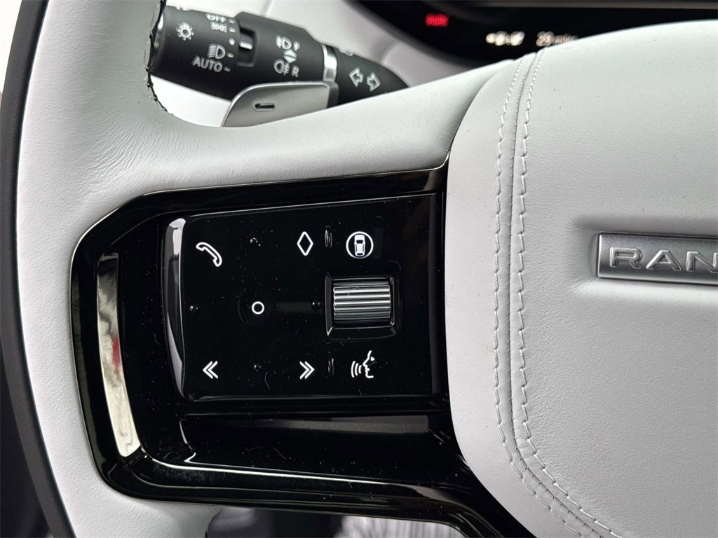 New 2026 Land Rover Range Rover Sport Dynamic SE image 27