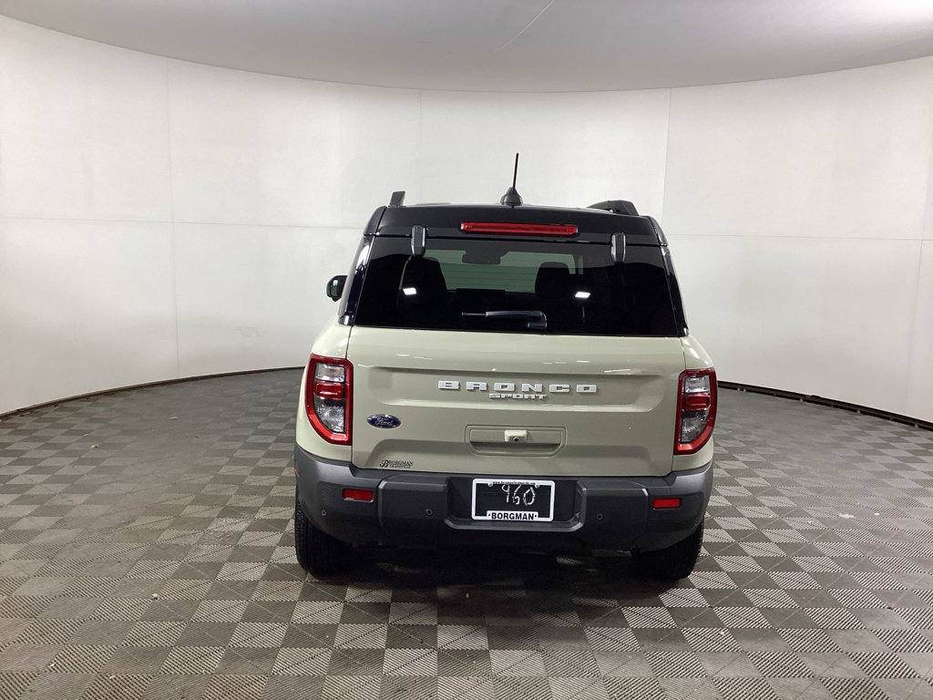 Used 2025 Ford Bronco Sport Outer Banks w/ Outer Banks Tech Package+ image 3