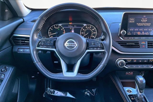 Used 2021 Nissan Altima 2.5 SR w/ SR Premium Package image 8