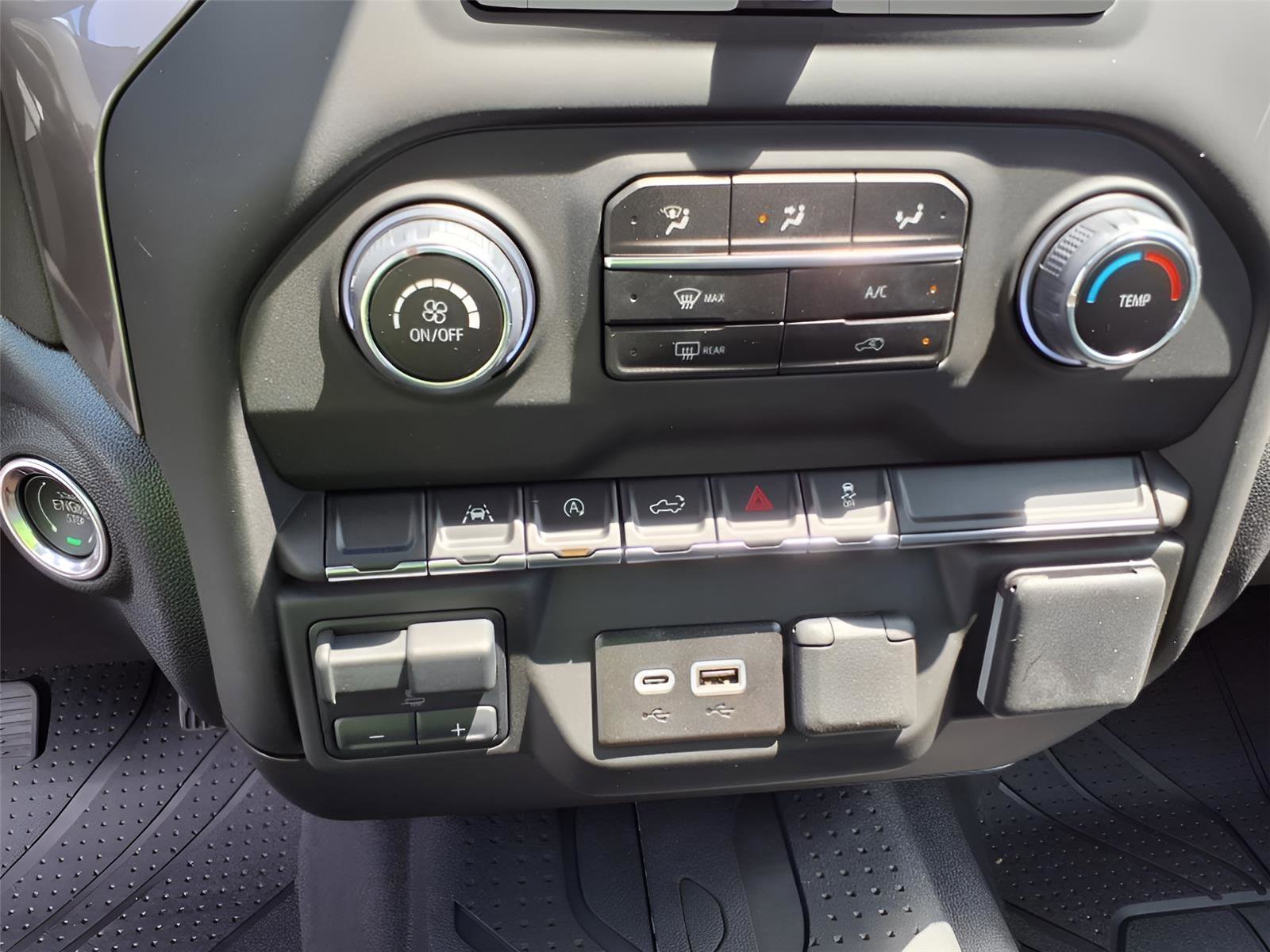 New 2025 Chevrolet Silverado 1500 Custom image 21