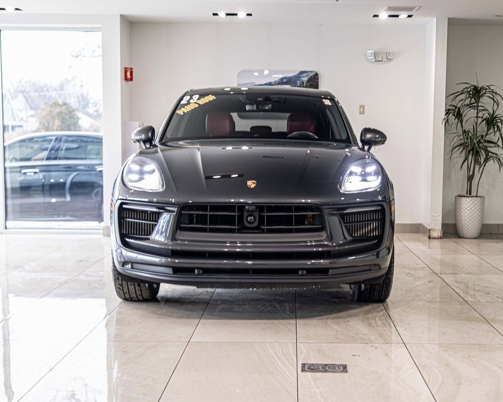 Used 2023 Porsche Macan S image 2
