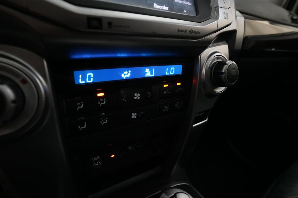 Used 2016 Toyota 4Runner Limited AWD/4WD image 22