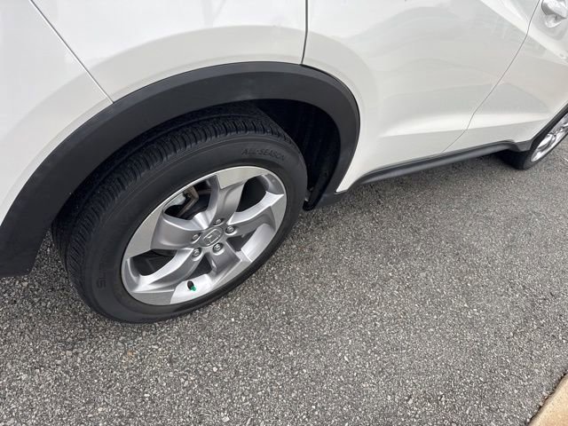 Used 2021 Honda HR-V LX image 4