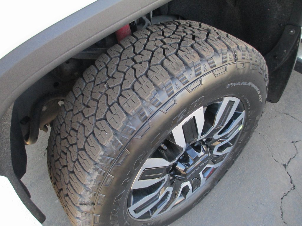 Used 2016 GMC Sierra 3500 Denali w/ Duramax Plus Package image 12