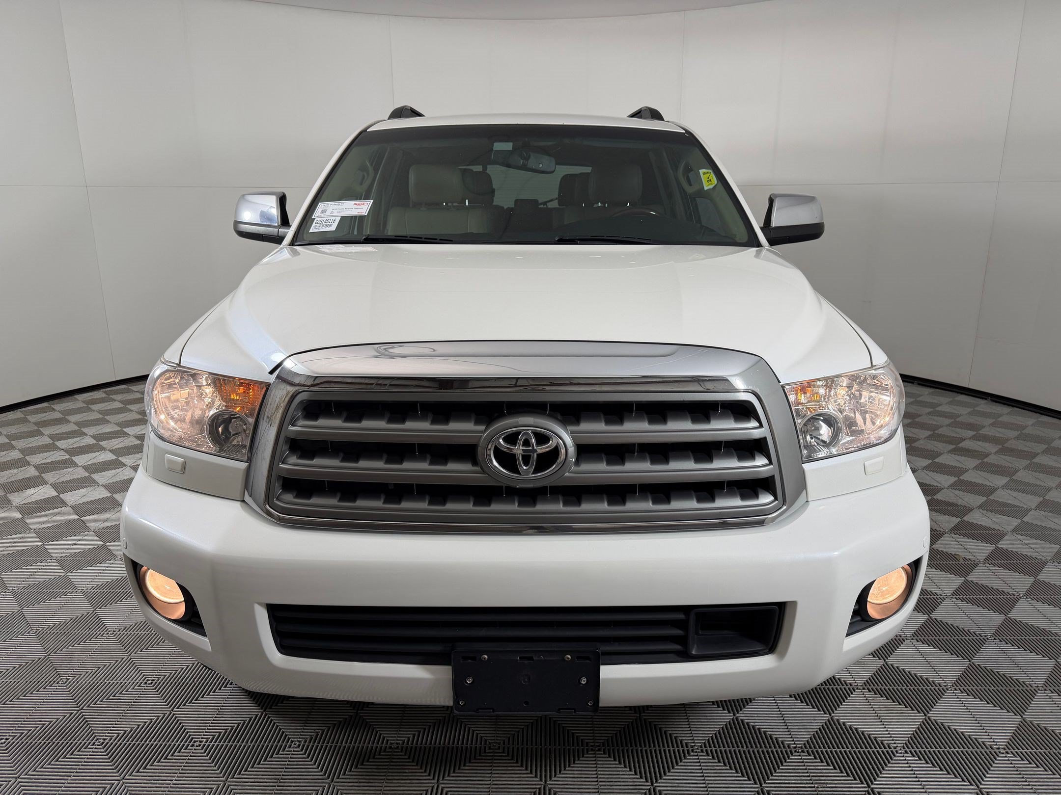 Used 2016 Toyota Sequoia Platinum AWD/4WD image 5