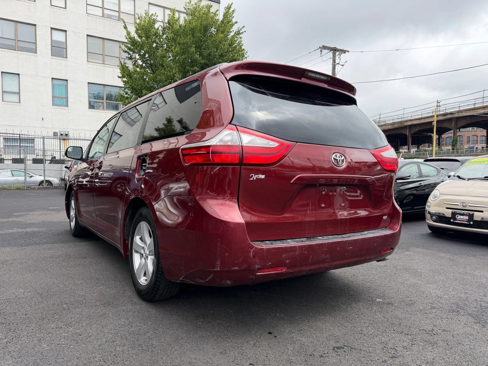 Used 2015 Toyota Sienna LE FWD image 7