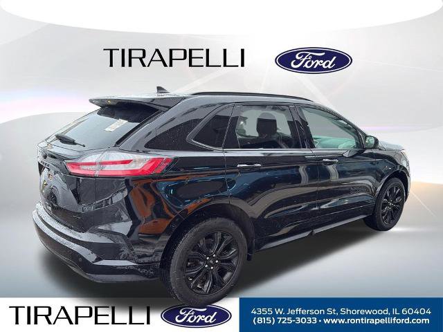 Certified 2024 Ford Edge SE w/ Black Appearance Package image 9