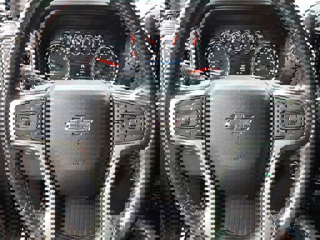 Used 2020 Chevrolet Silverado 1500 LT Trail Boss image 24