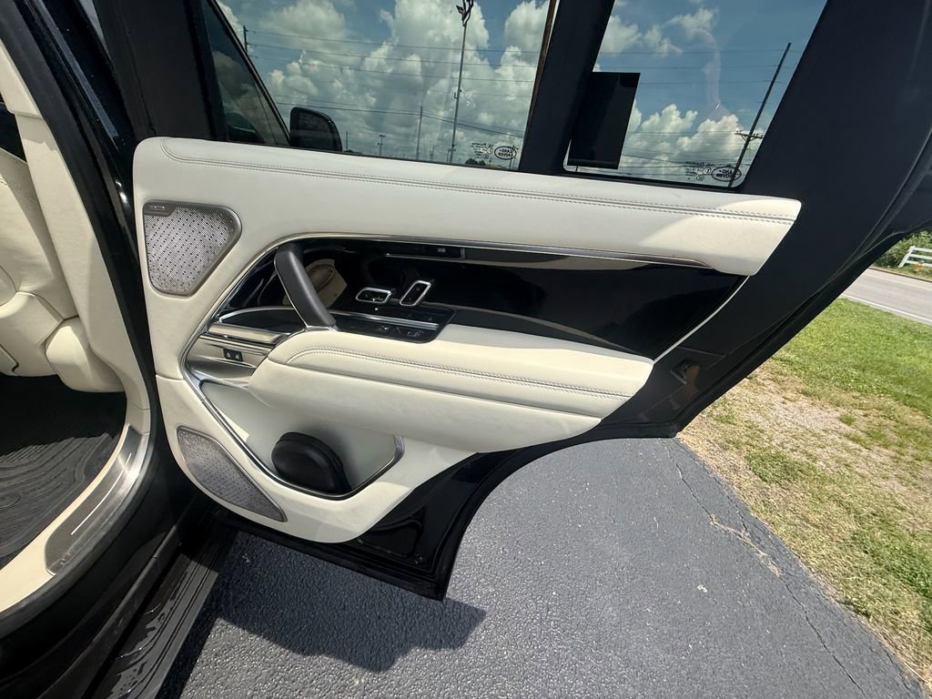 Used 2024 Land Rover Range Rover Autobiography AWD/4WD image 24