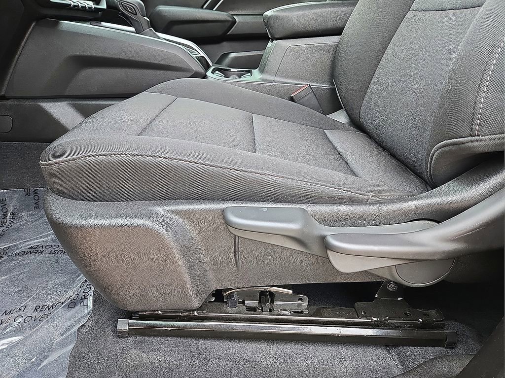 Used 2025 Chevrolet Colorado Trail Boss w/ Midnight Edition image 22