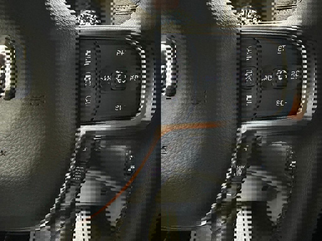 Used 2025 RAM 1500 Laramie image 21