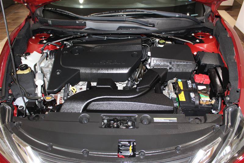 Used 2017 Nissan Altima 2.5 SR FWD image 12