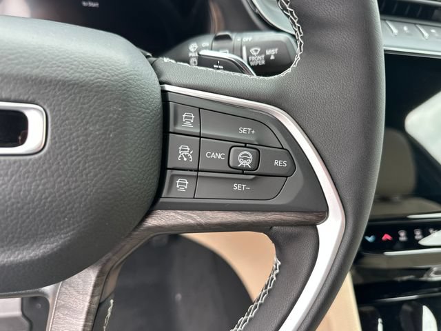 New 2026 Jeep Grand Cherokee L Limited AWD/4WD image 19