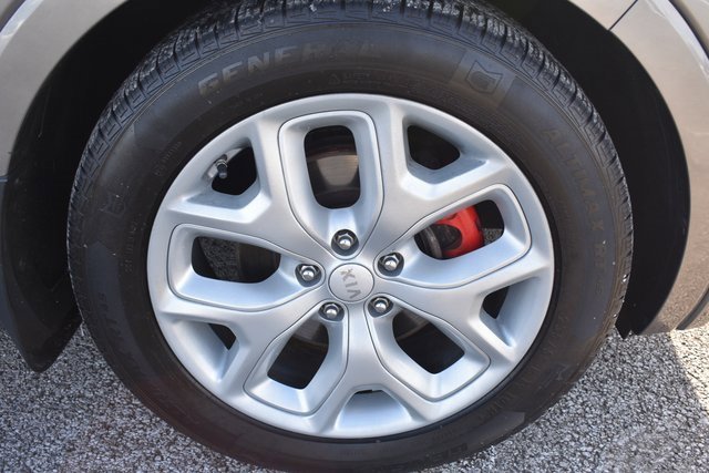 Used 2018 Kia Sorento SX image 52