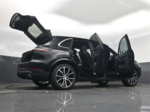 Used 2020 Porsche Cayenne S image 71